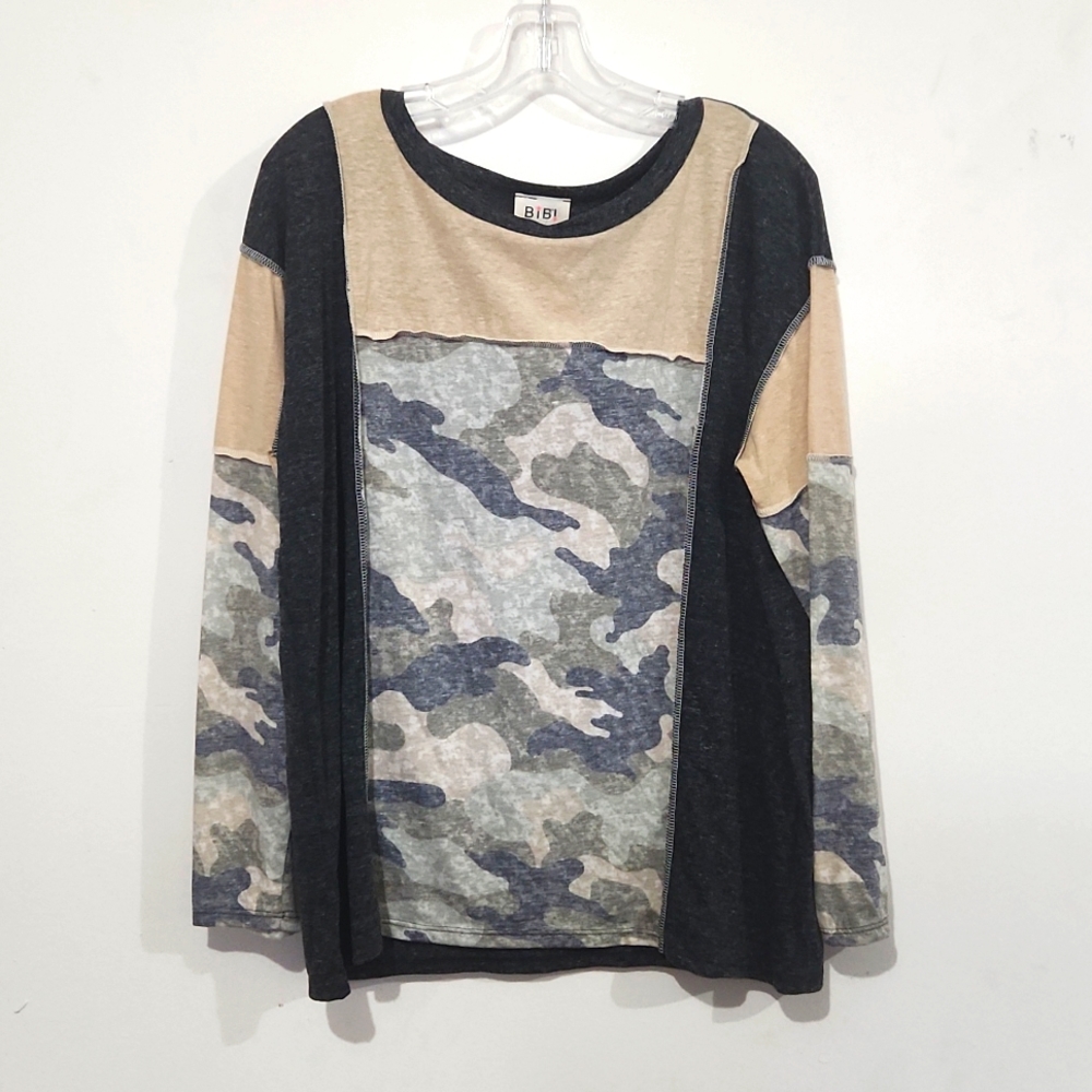 Camo long sleeve tee